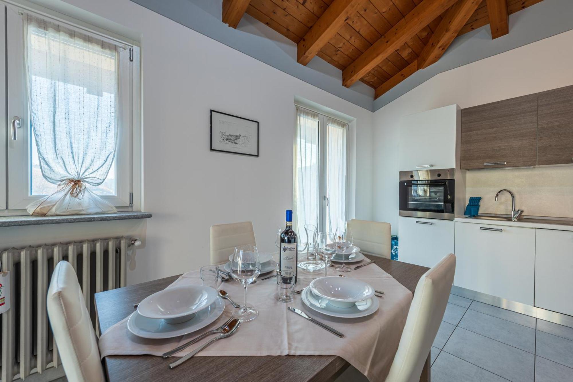 In Piazzetta Holiday Apartments, บาโรโล ภายนอก รูปภาพ